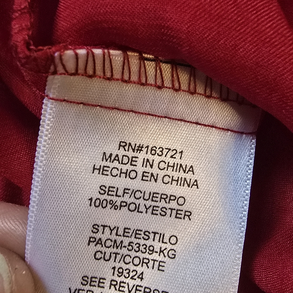 Women's Red Ruffled Top Size Large NWT - Picture 8 of 10